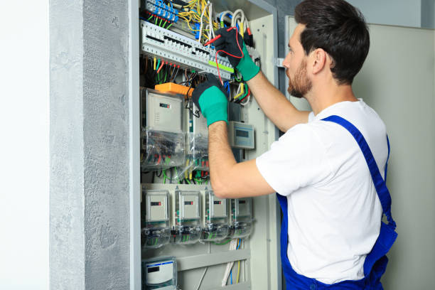 Best Licensed Electrician  in Orangeburg, NY